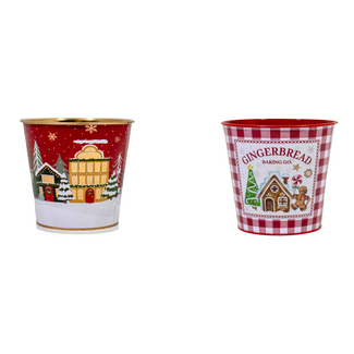 Metal Gingerbread House/Town Planter