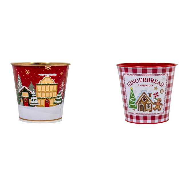 Metal Gingerbread House/Town Planter