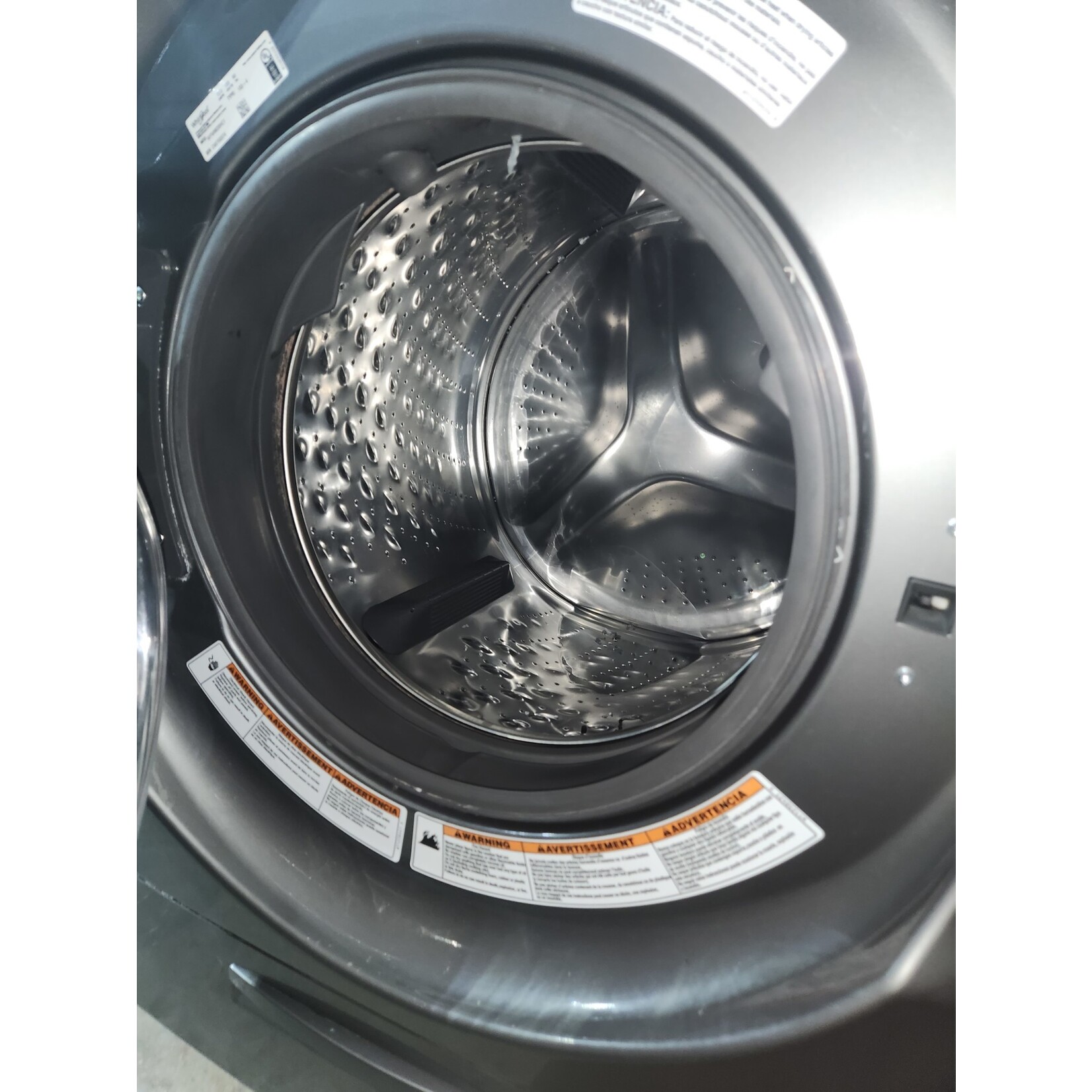 Whirlpool 5.0 cu ft Front-Load Washer w LOAD&GO XL Dispenser CHROME SHADOW Pre-Owned