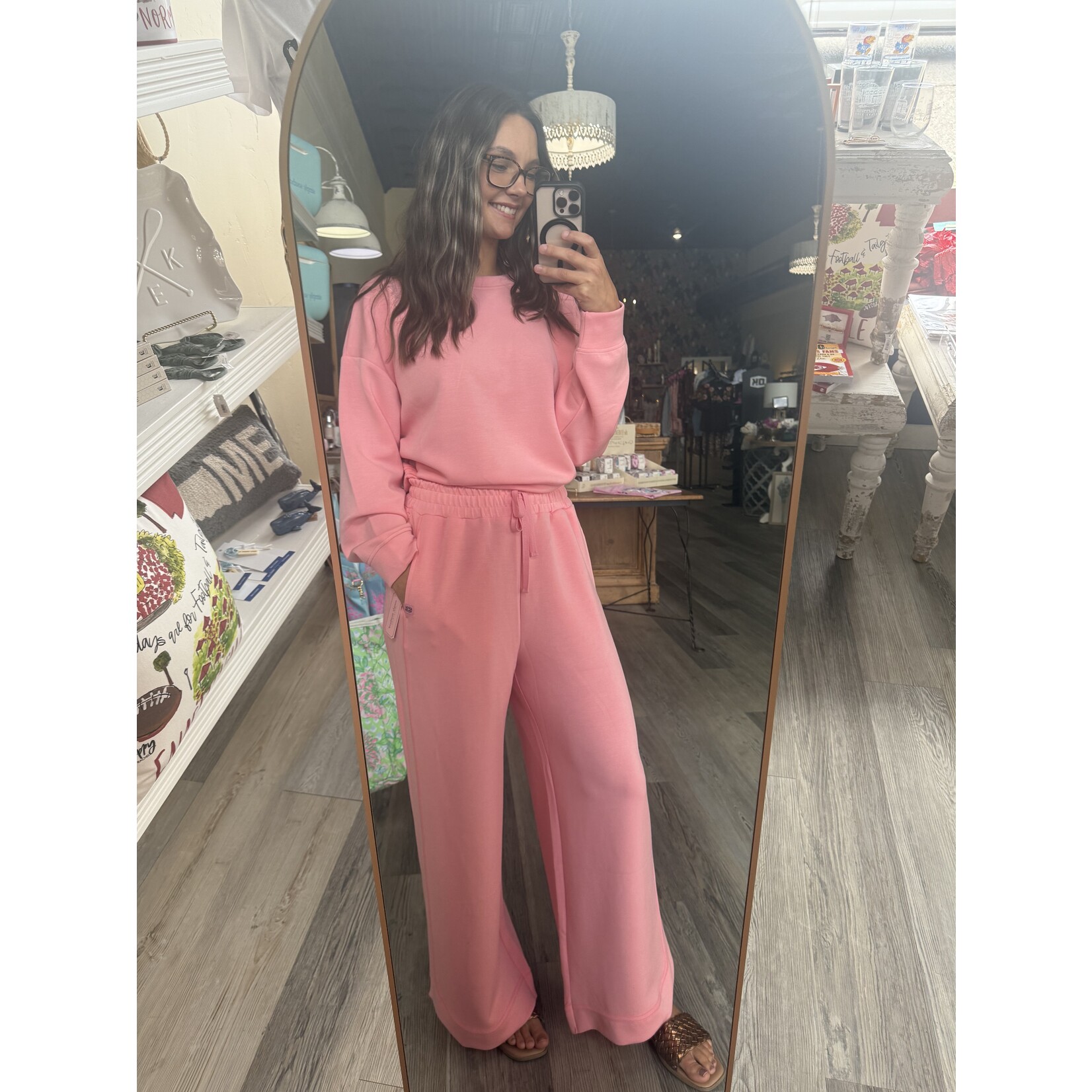 Petal Crew Pullover