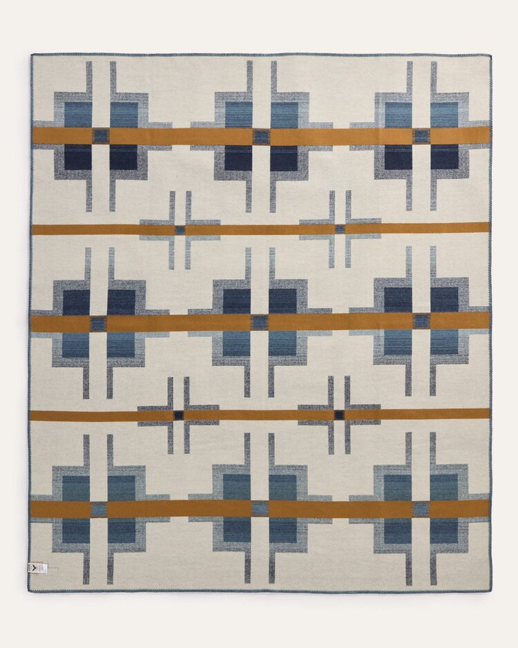 Pendleton Jacquard Unnapped Robe