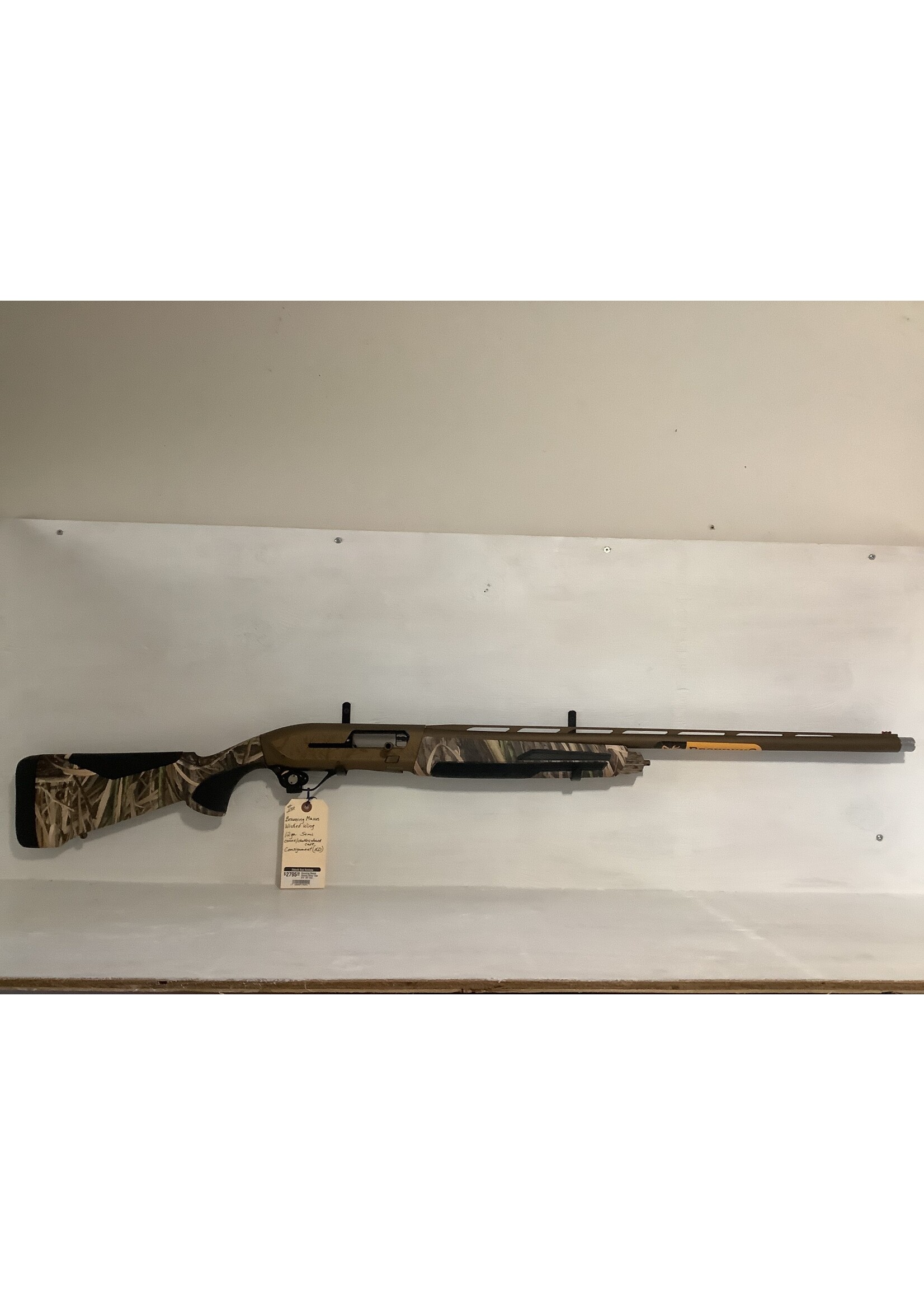 Browning Maxus Wicked Wing 12ga 3.5" 28" Cerakote  Barrel Camo Stock New Never Fired Comes With Hard Case & Extra Chokes