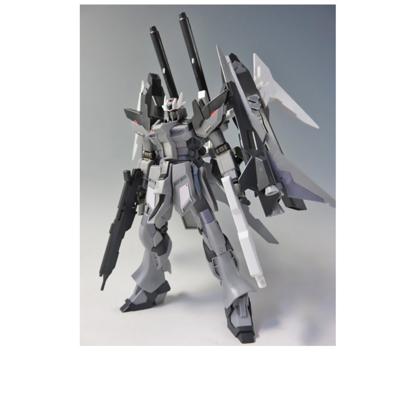 P-BANDAI P-BANDAI HG BF 1/144 HI NU GUNDAM INFLUX