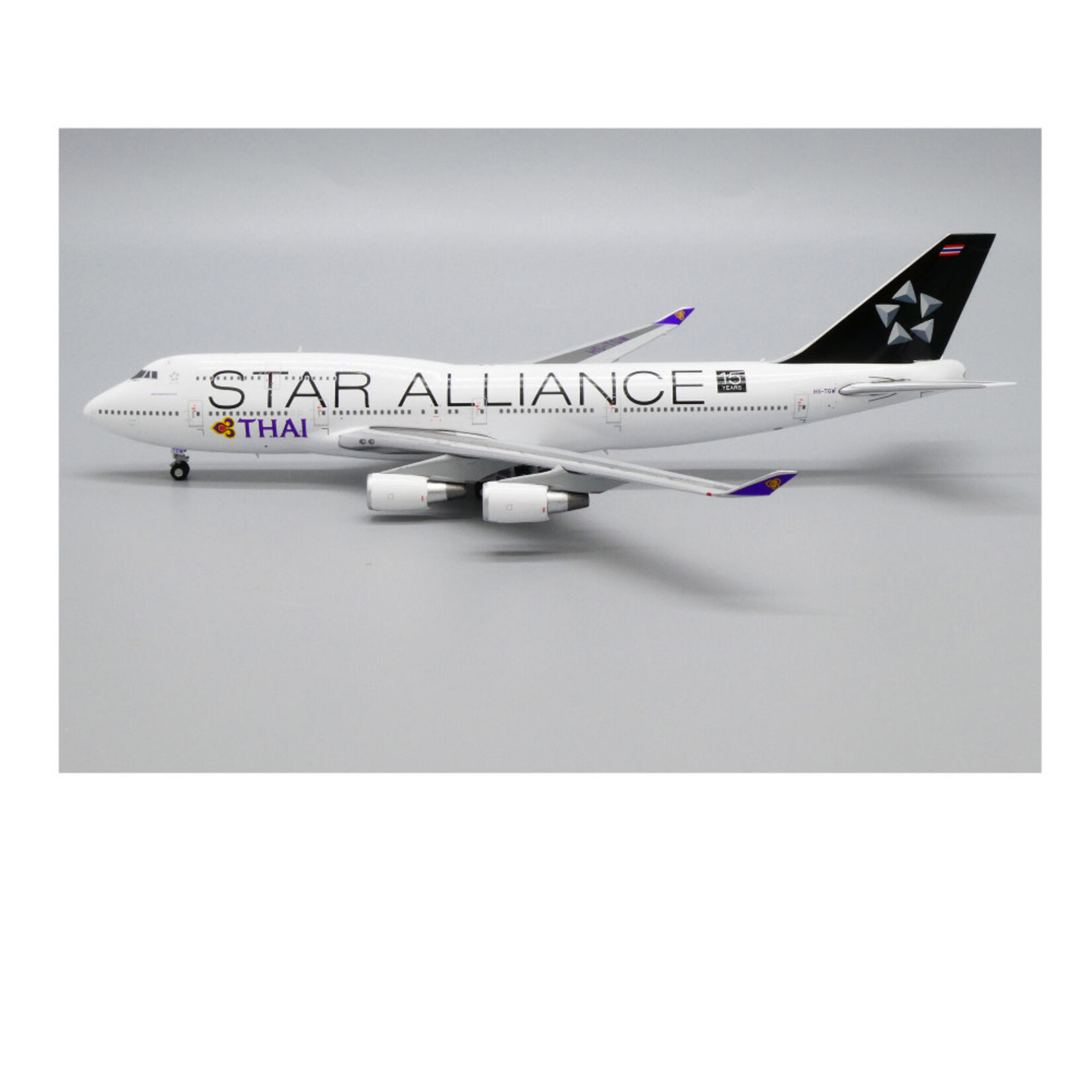 DRAGON WING DRAGON WINGS 1/400 THAI STAR ALLIANCE 747-400