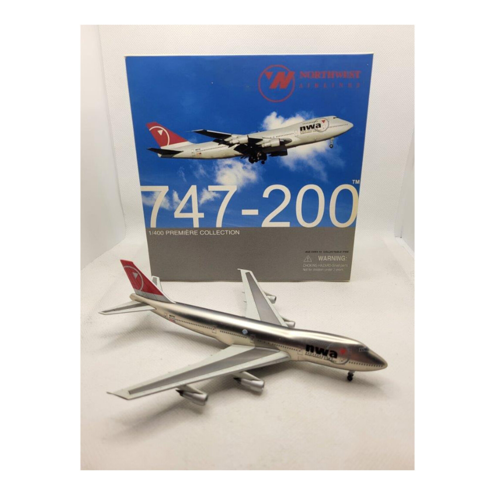DRAGON WING DRAGON WINGS 1/400 NORTHWEST AIRLINES 747-200