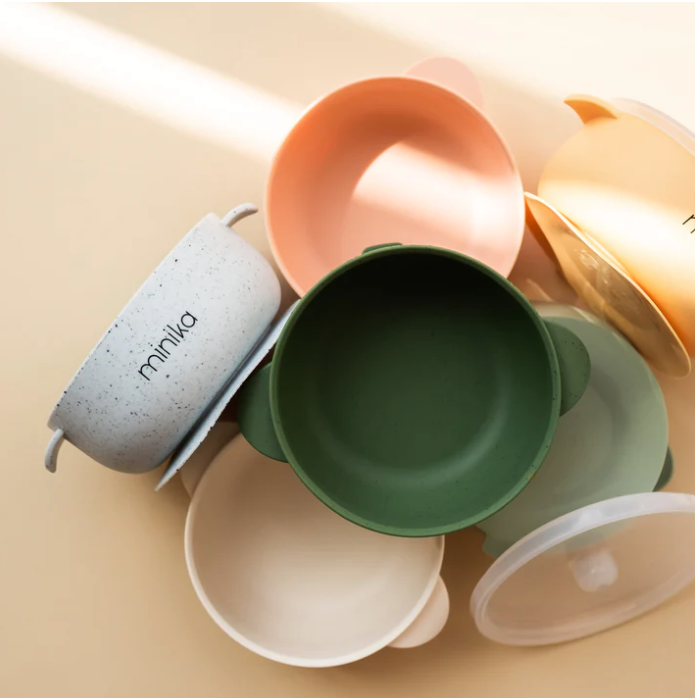 Minika Silicone Bowl With Suction Lid, Shell