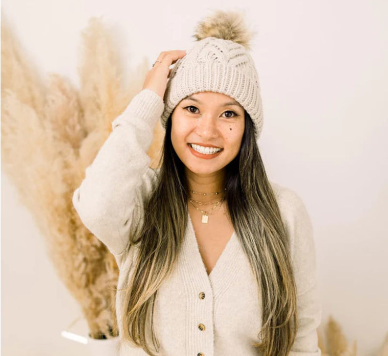 Huggalugs pom pom pop hat - oats