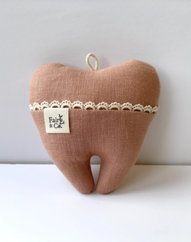 my tooth pouch - antique pink