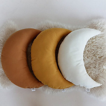 The Butter Flying Moon Pillow - Gray