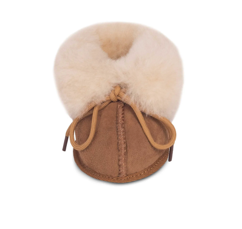 Cloud Nine Sheepskin baby booties - Chestnut