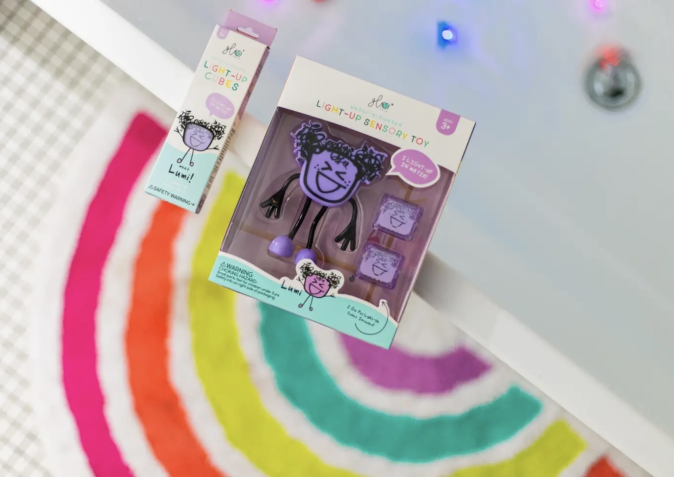 Glo Pals Lumi-Personnage avec 2 cubes lumineux activés par l'eau