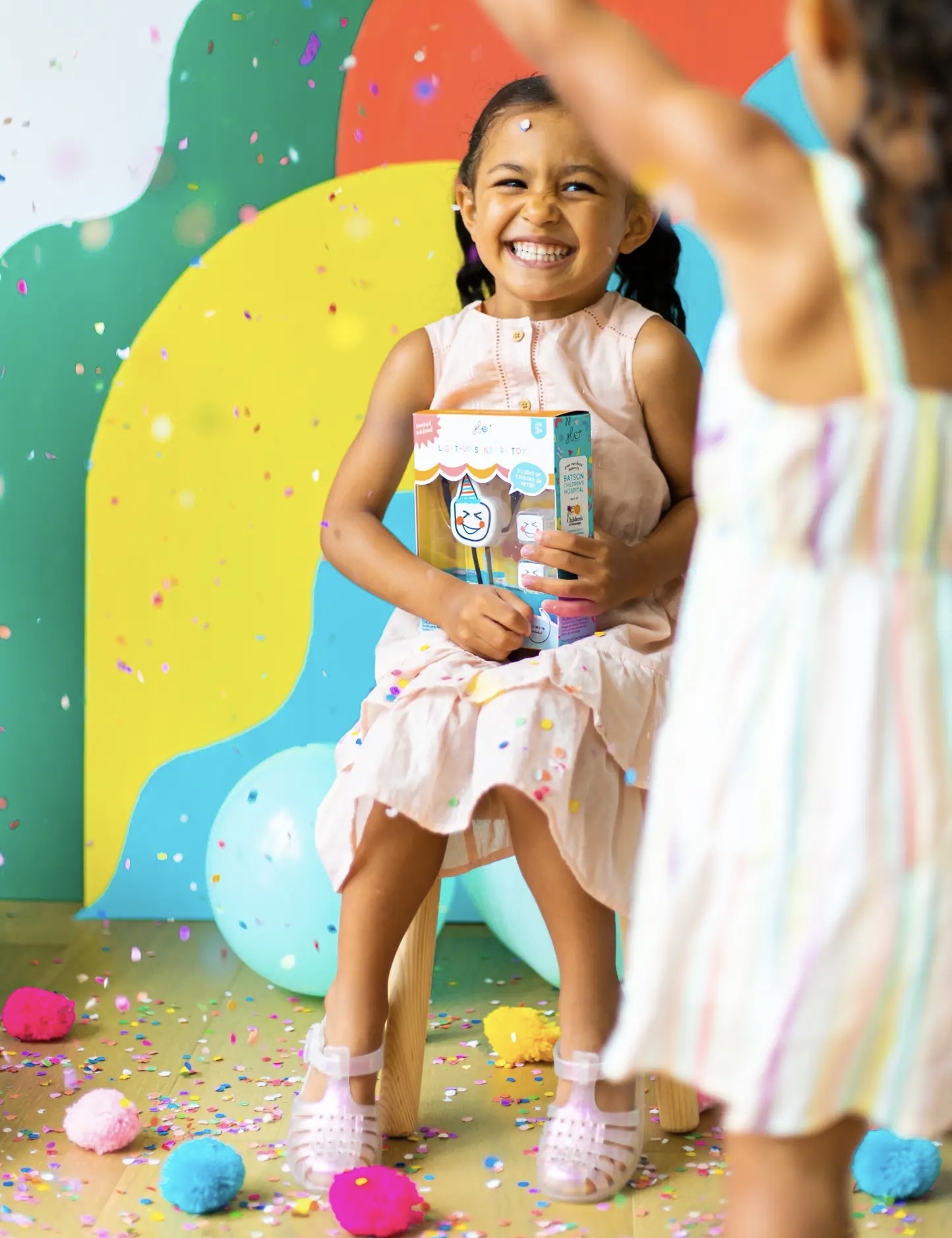 Glo Pals Party Pal-Water activated glo pal cubes 4 pack