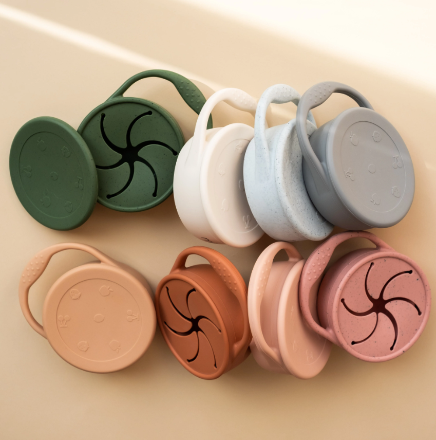 Minika Bol à collation en silicone avec couvercle - Almond