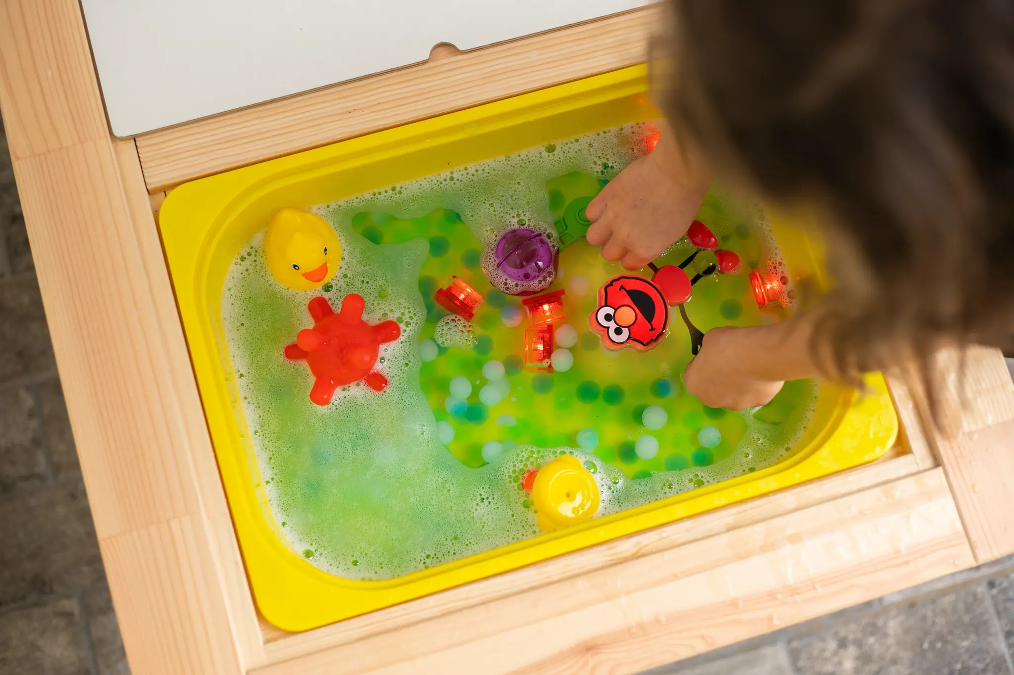 Glo Pals Elmo - Personnage de Sesame Street