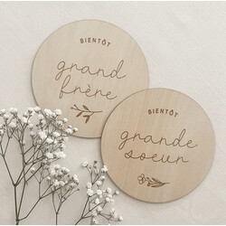 Le Petit Tableau Noir Pastille de bois - Bientôt grand frère/soeur