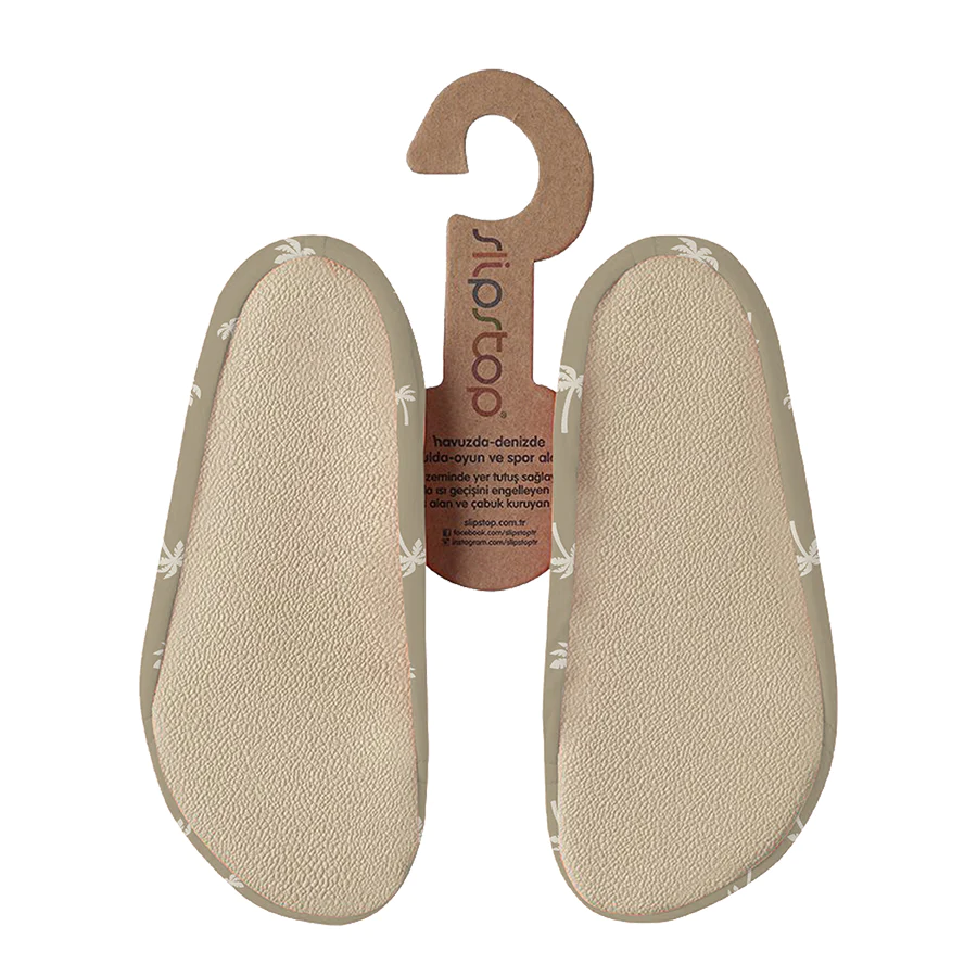slipstop Kids water shoesPalms Sand - Soft beige palms on a sand background - UPS 50+