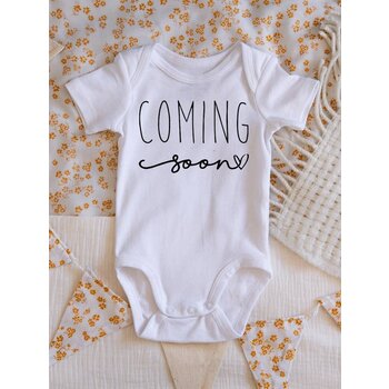 Claire & Bella co. Pregnancy announcement onesie - Coming soon (Newborn)