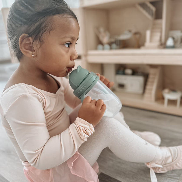 Ñouka Non-Spill Weighted Straw Cup 9 oz - Bloom