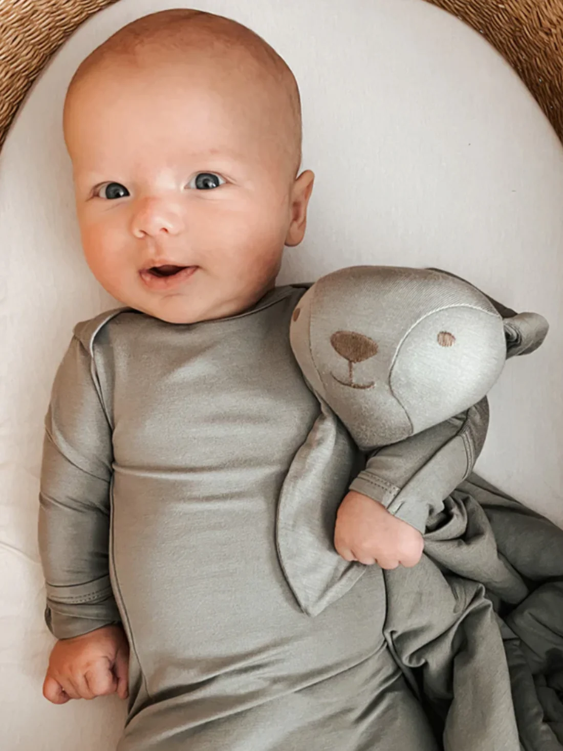 Gunamuna Doudou lovey friend - Sage