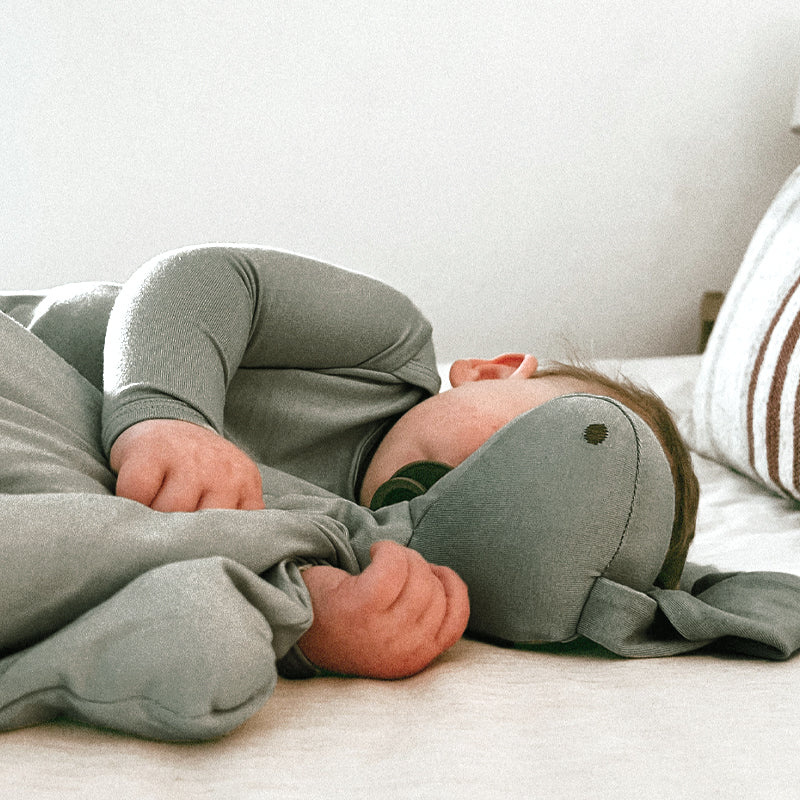 Gunamuna Doudou lovey friend - Sage