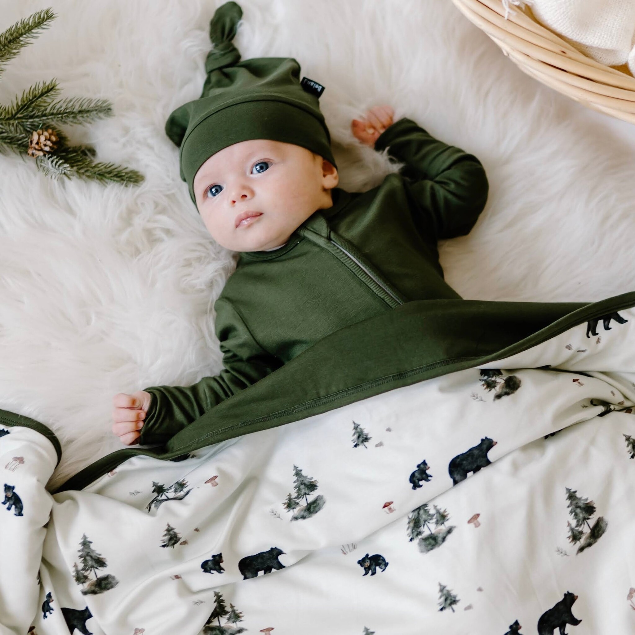 Belan . J Dormeuse côtelé avec pieds - Forest green