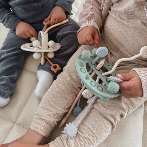 Ñouka Jouet sensoriel espace - Fall winds