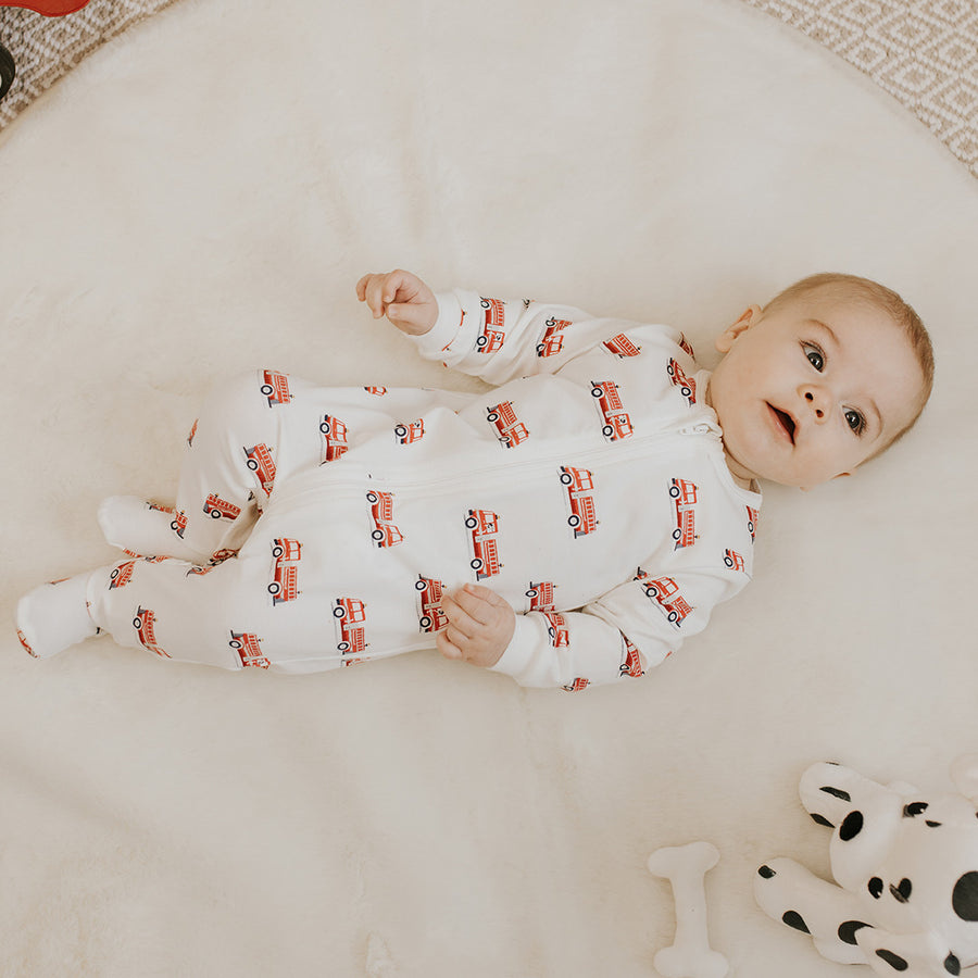 Petit Lem Dormeuse blanc cassé à imprimé de camion de pompiers