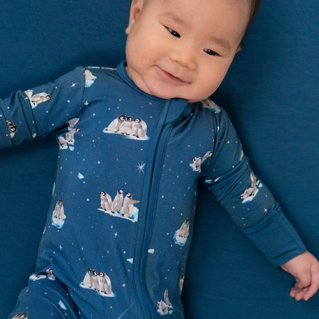 Belan . J Dormeuse avec pieds rabattables - Penguins (Night sky)
