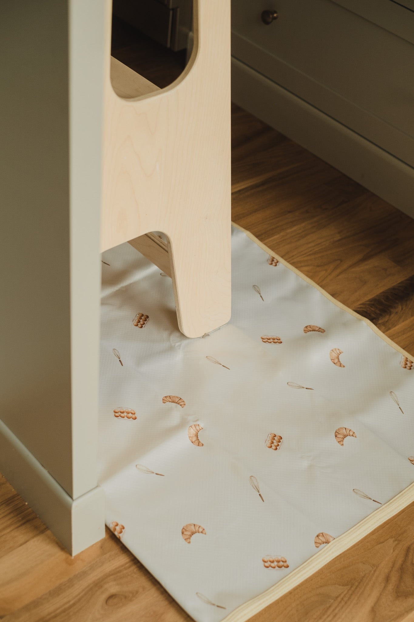 Micasso & co. Tapis de sol imperméable multiusage pour bébés - Brunch du dimanche