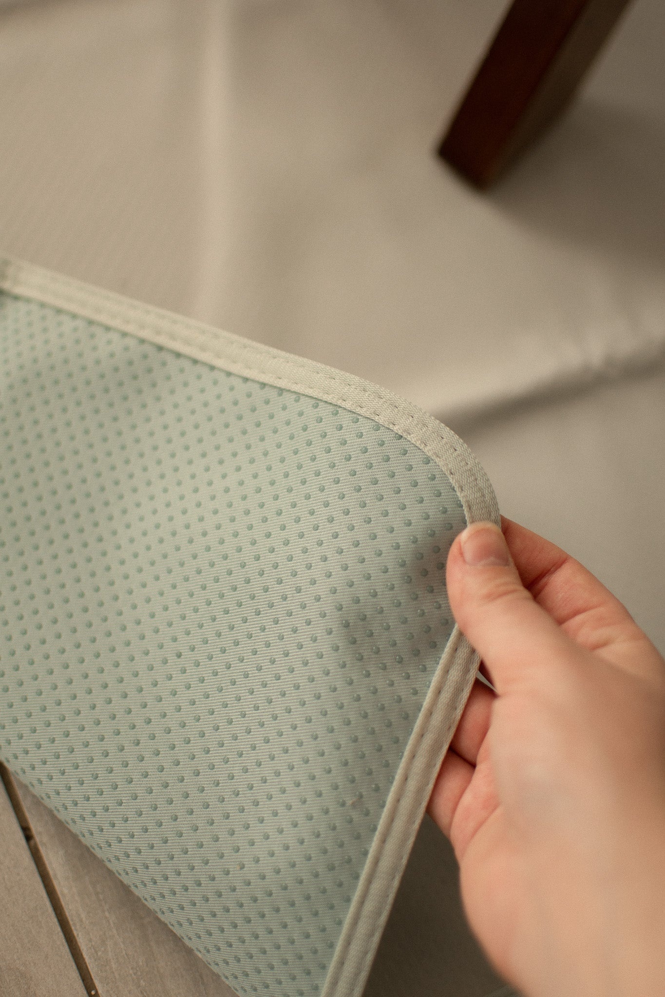 Micasso & co. Tapis de sol imperméable multiusage pour bébés - Vichy Sauge