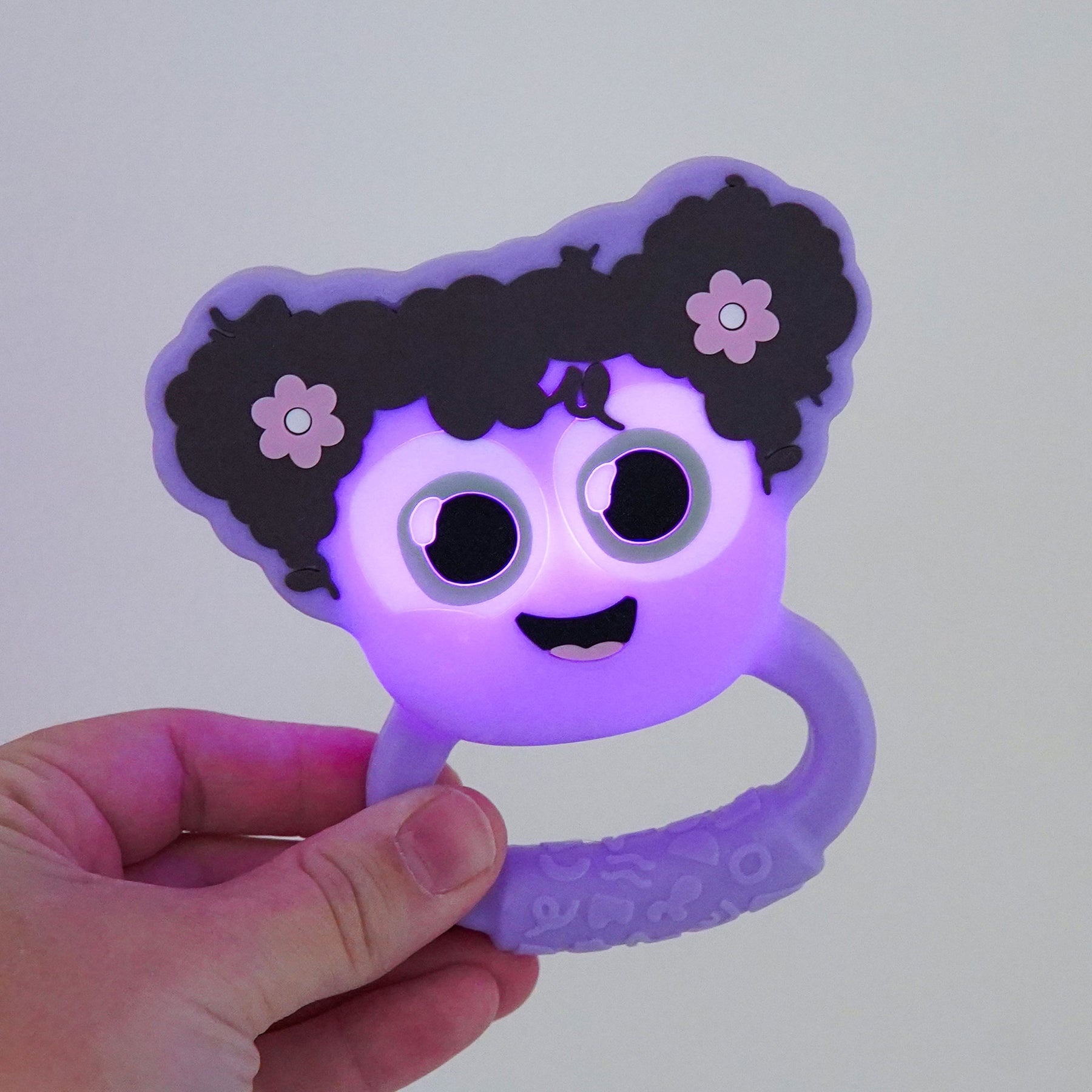 Glo Pals Hochet lumineux - Lumi - mauve