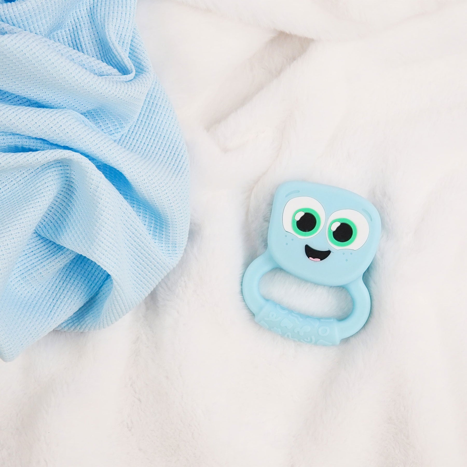 Glo Pals Hochet lumineux - Blair - Bleu