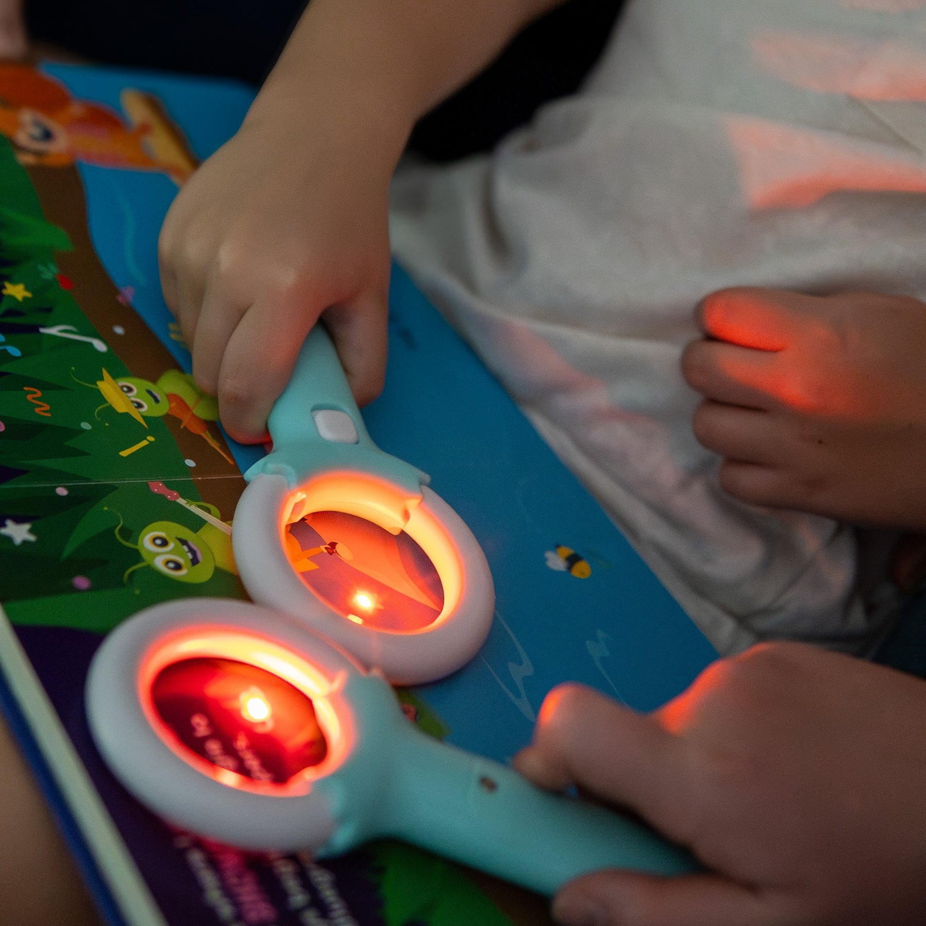 Glo Pals Blair's backyard of big ideas - Light-up library