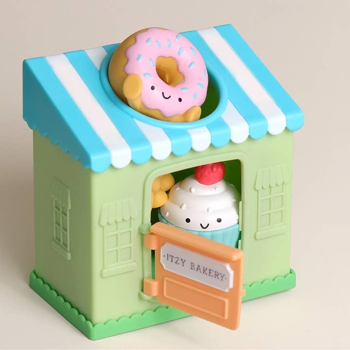 Itzy Ritzy Itzy play Bakery - Spill and Fill Activity Toy