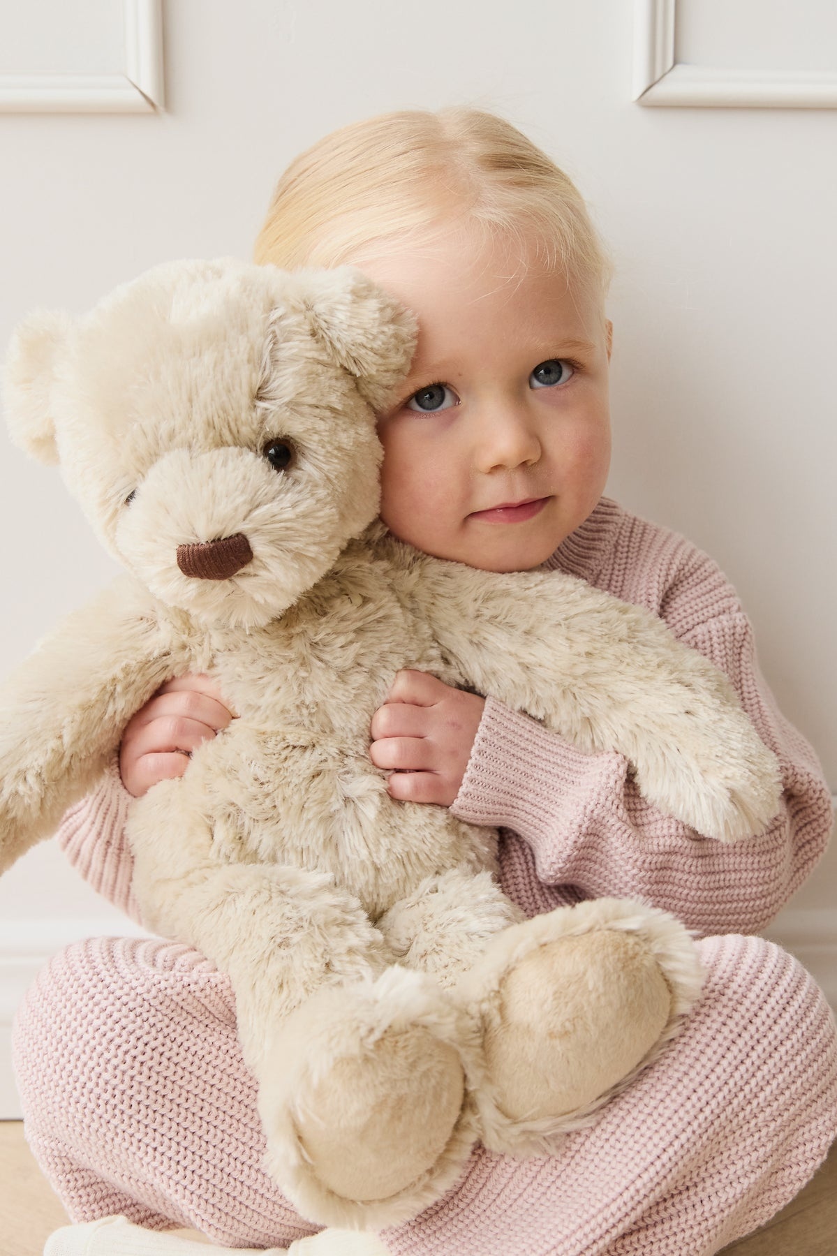 Snuggle Bunnies Plush Theo the bear