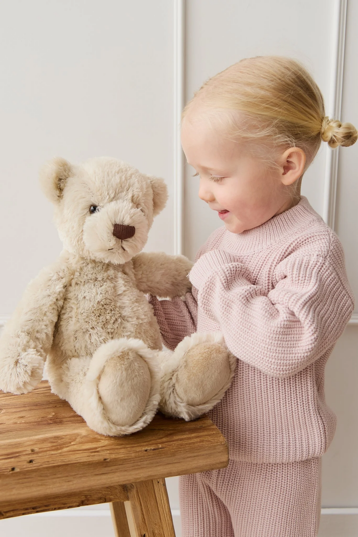 Snuggle Bunnies Plush Theo the bear