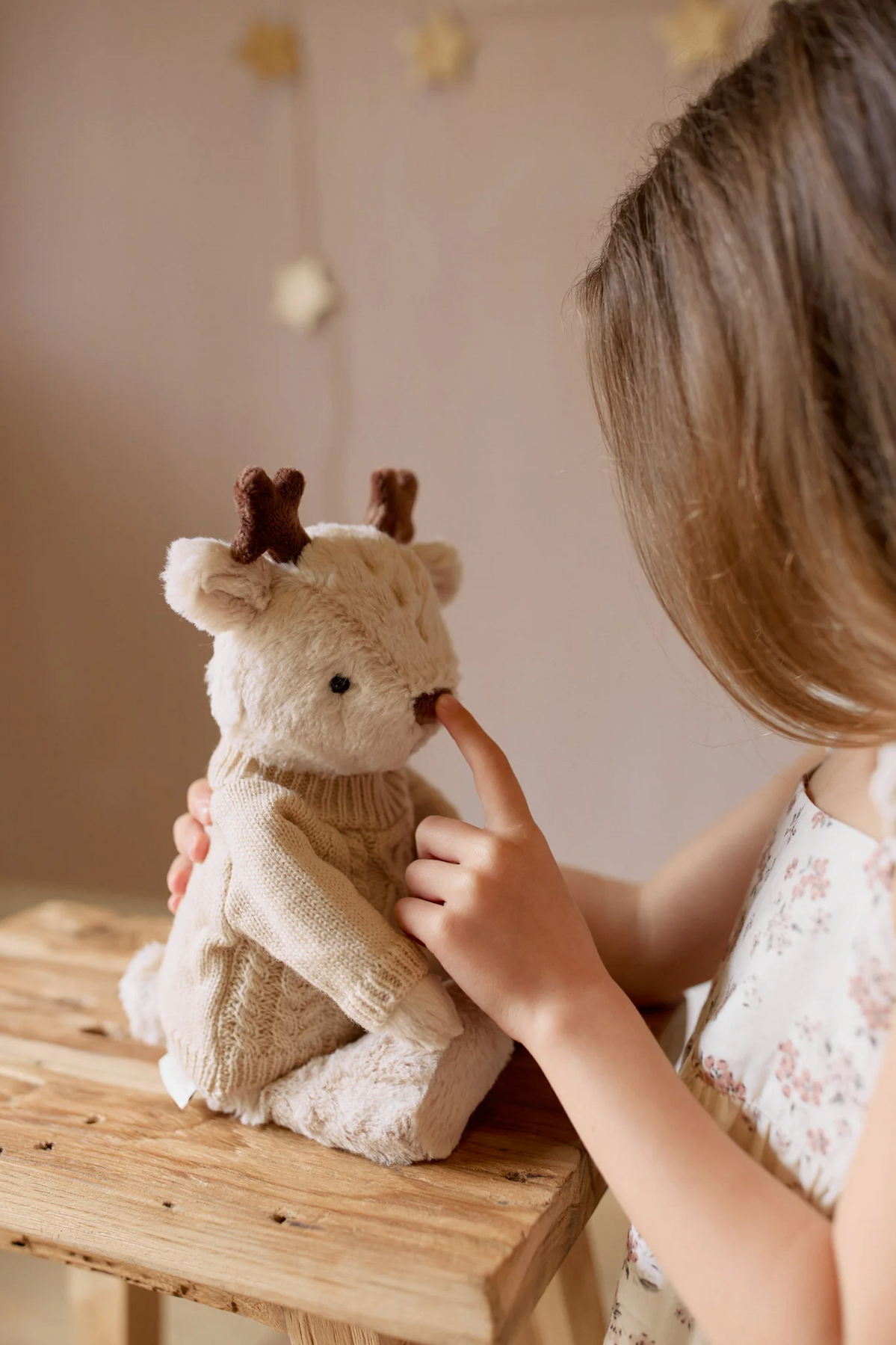 Snuggle Bunnies Plush Fable the cosy dear