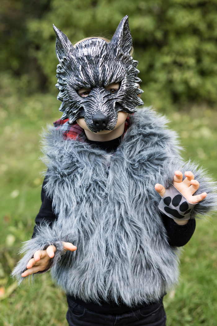 The great pretenders Masque de loup garou