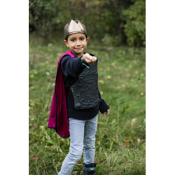 The great pretenders Cape de chevalier avec plastron et couronne