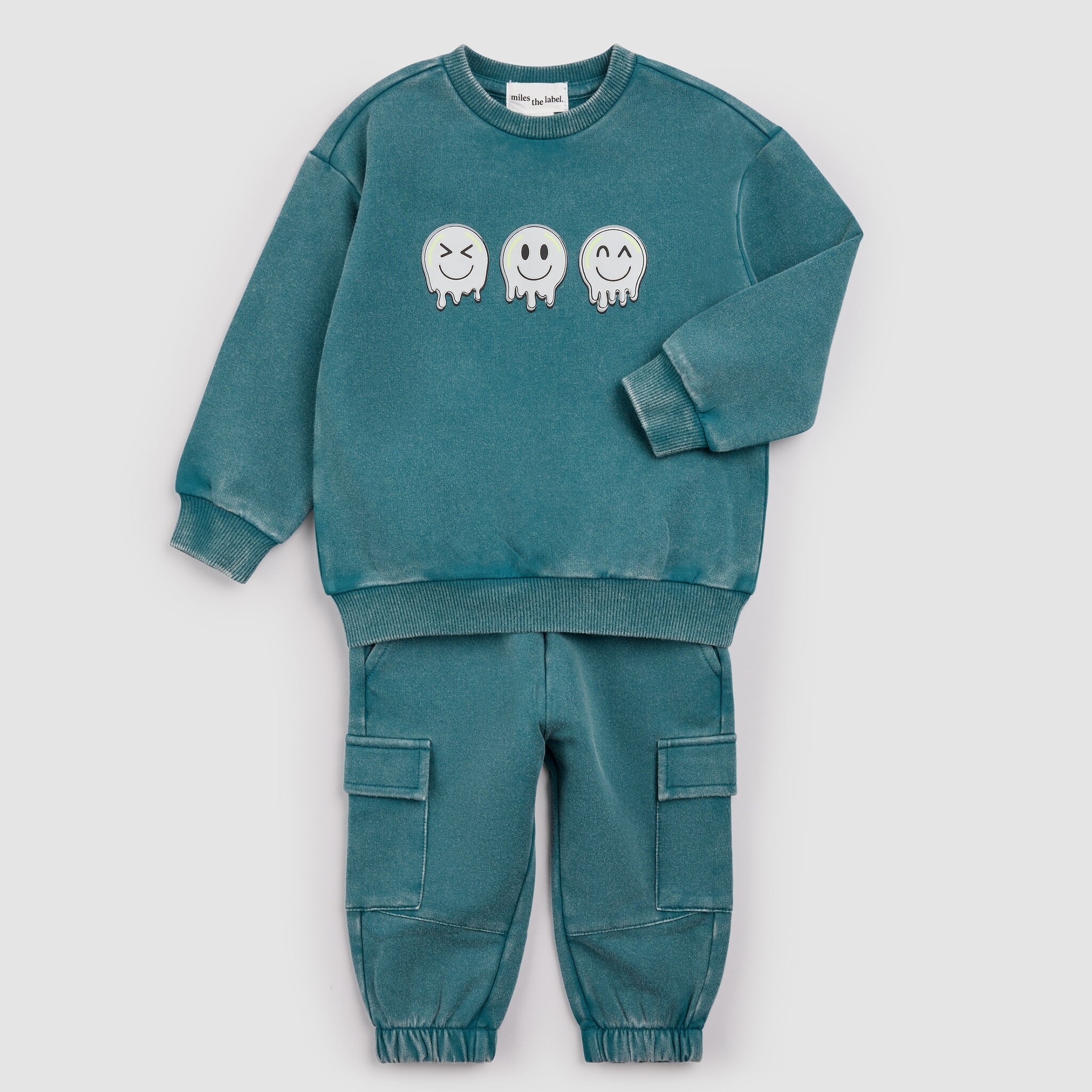 Miles the label Chandail en molleton délavé bleu à motif émoticônes
