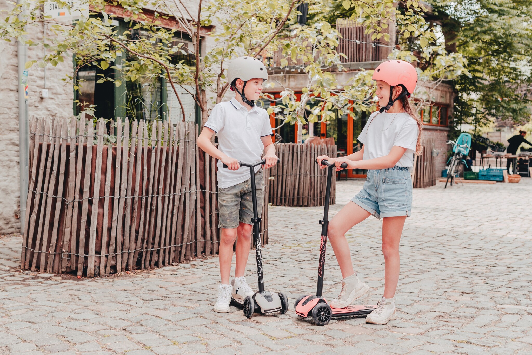 Scoot&Ride Trotinette Highwaykick 5 - Ajustable et avec lumières DEL - Pêche