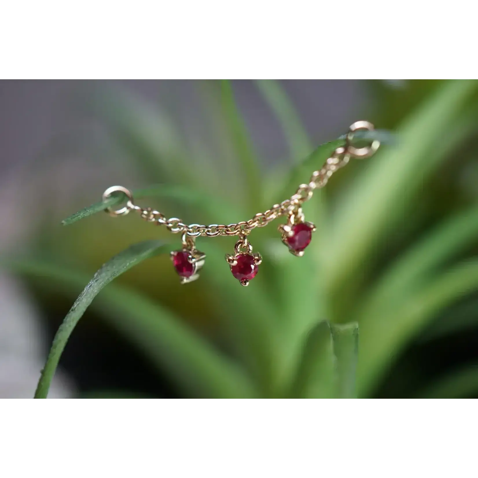 Modern Mood Ruby Dripping Chain x3