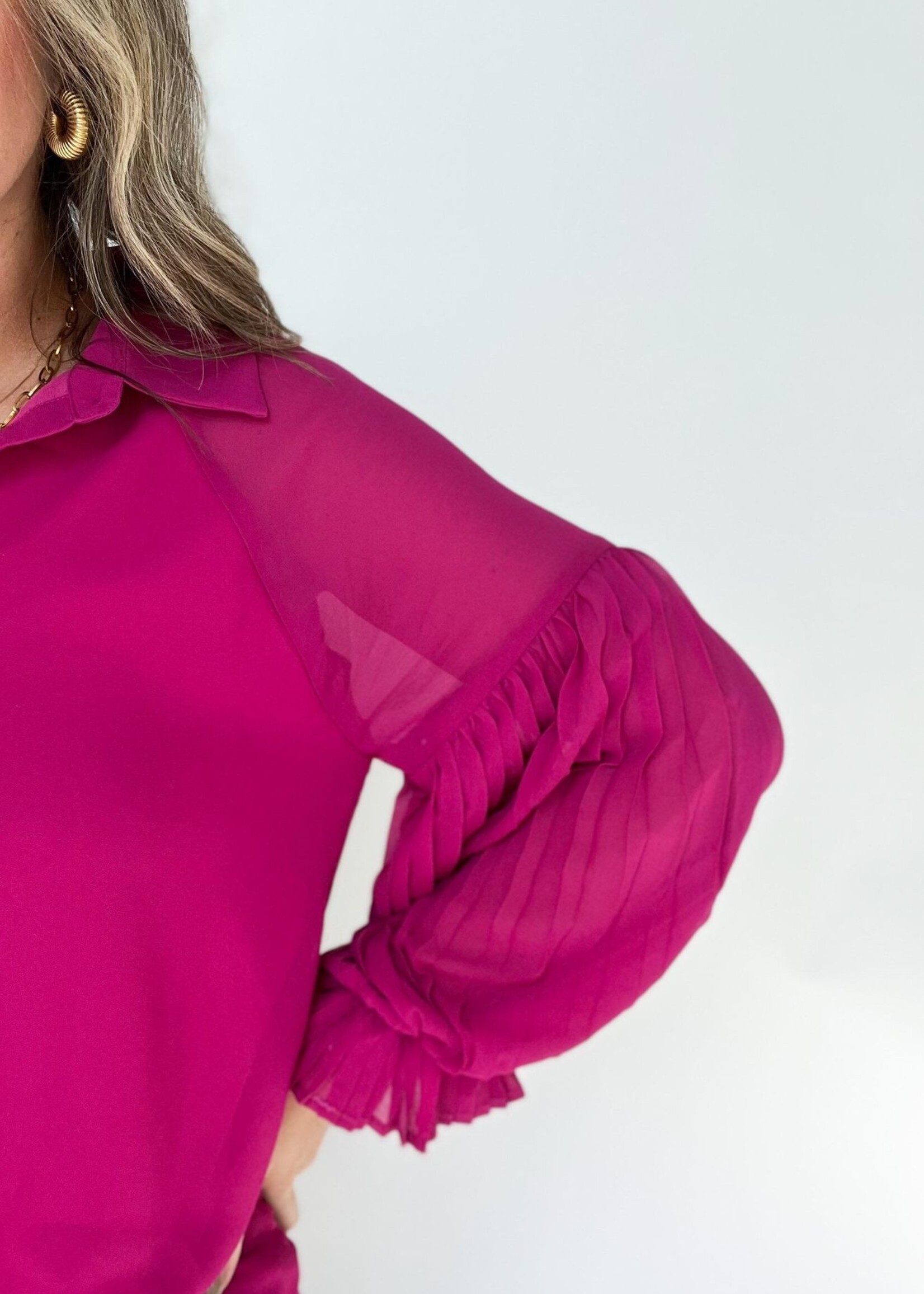 On the Way Pleated Slv Top - Magenta