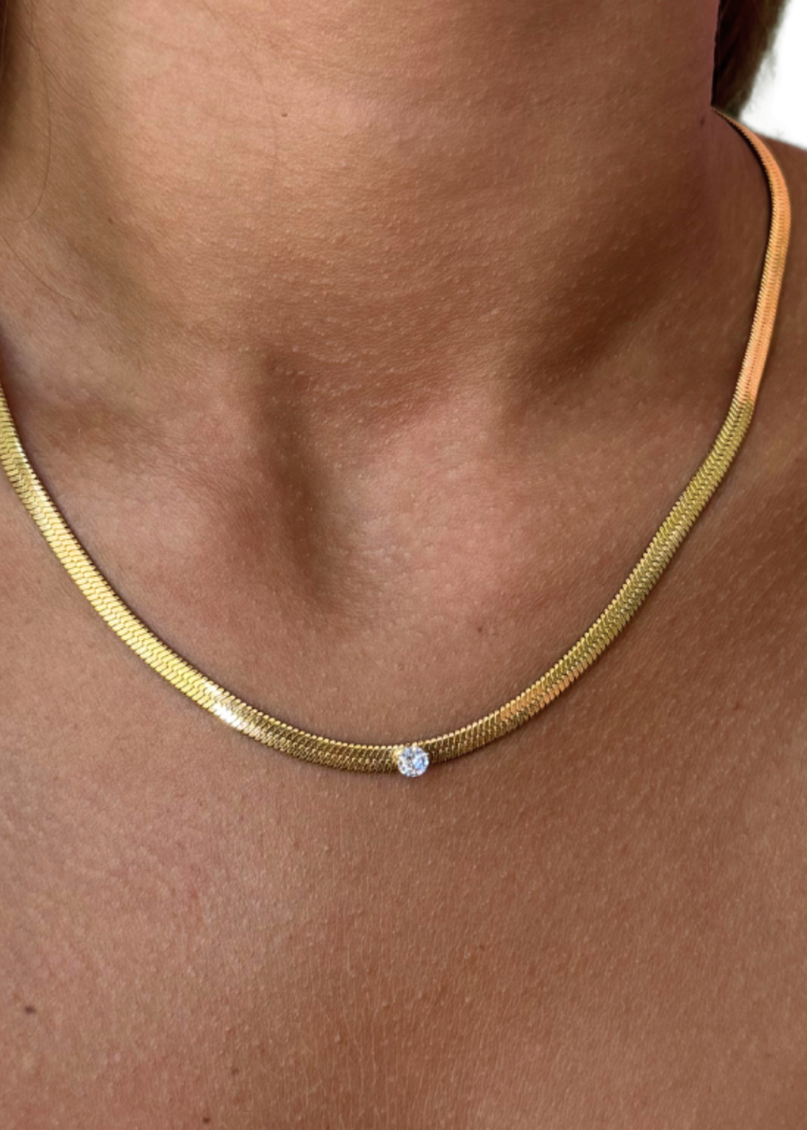 kiss me kate This Herringbone Chain with Cubic Zirconia