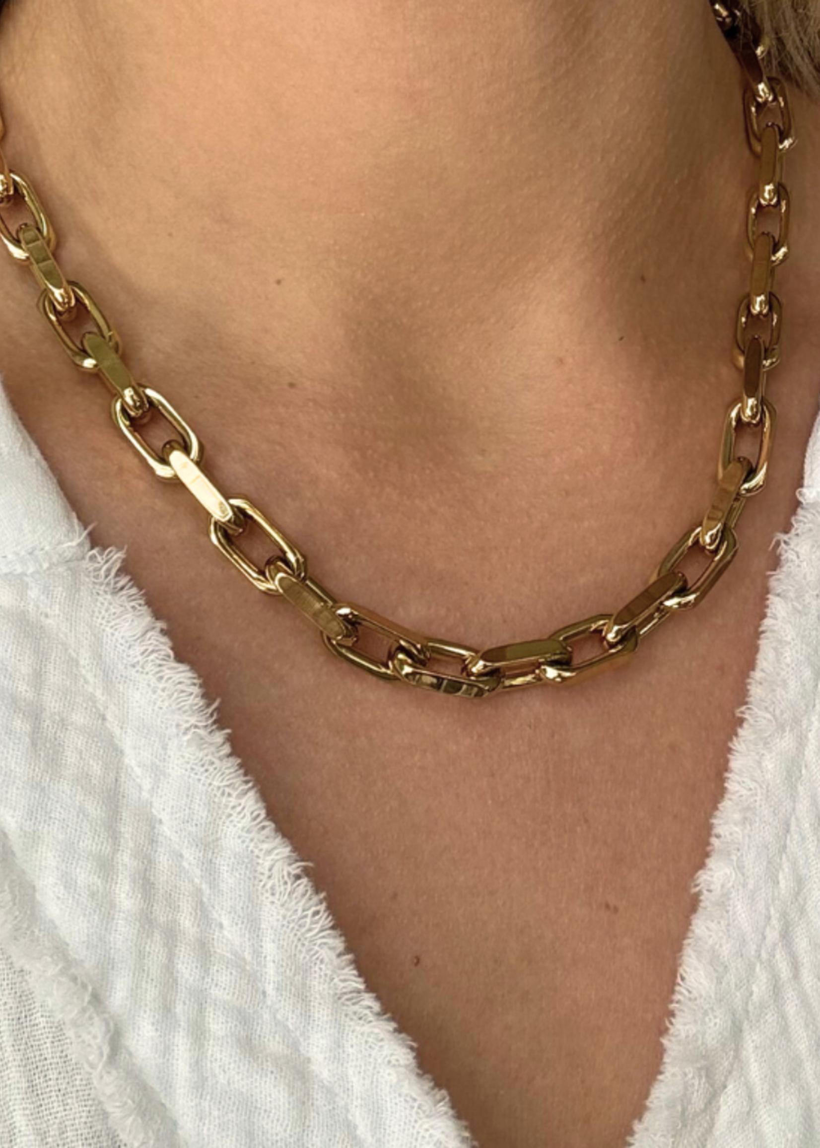 kiss me kate Thick Gold Link Necklace