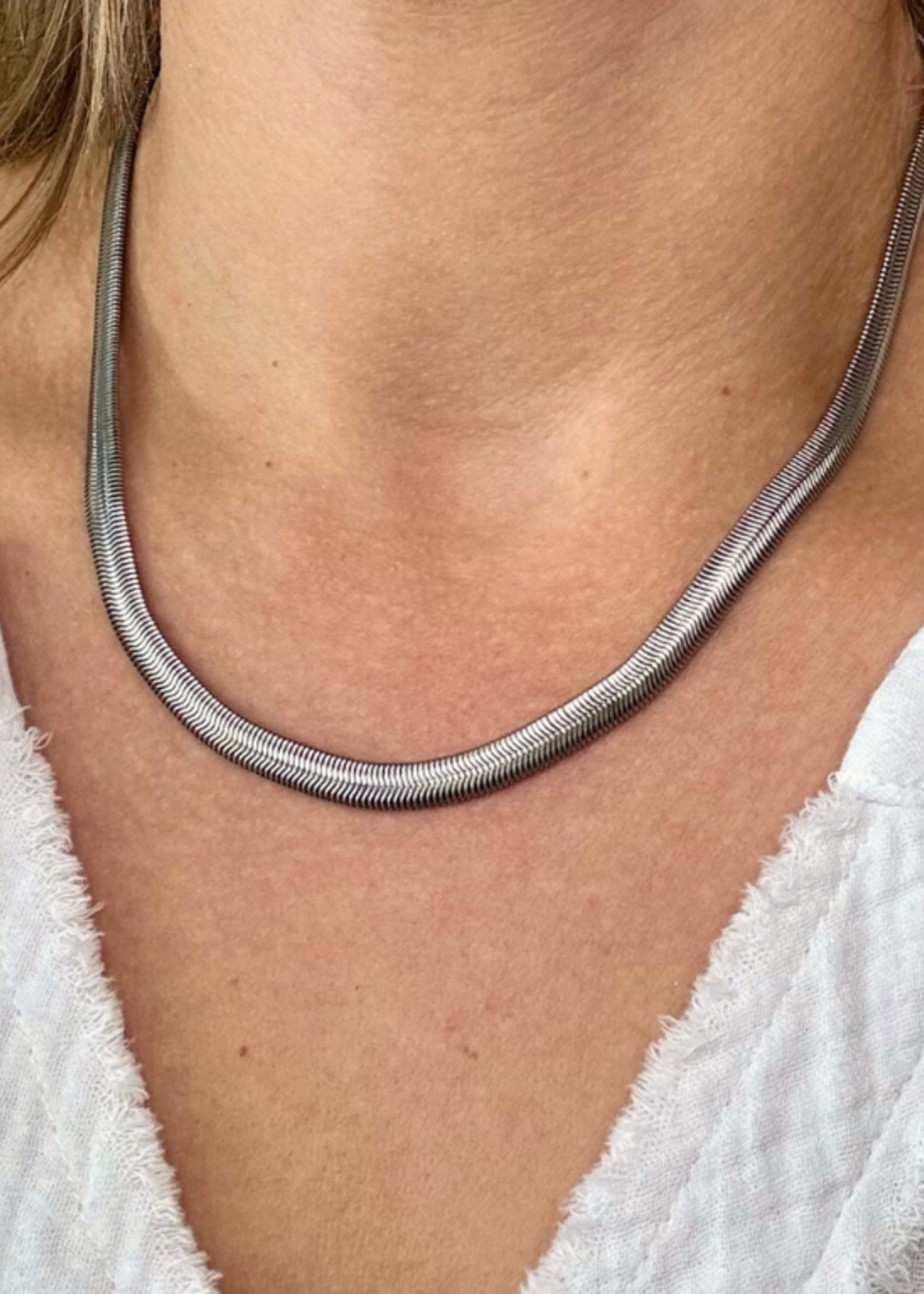 kiss me kate Silver Chain Necklace
