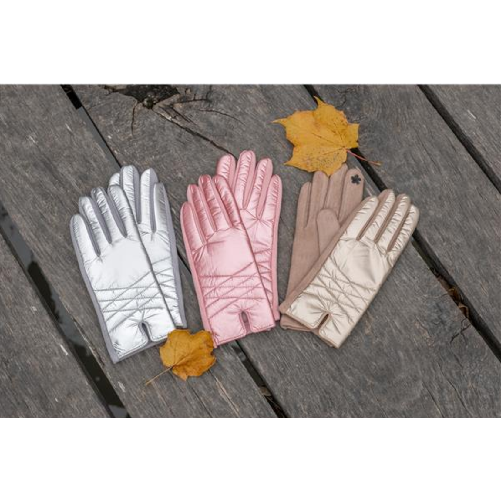 Victoria Leland Puffer Gloves