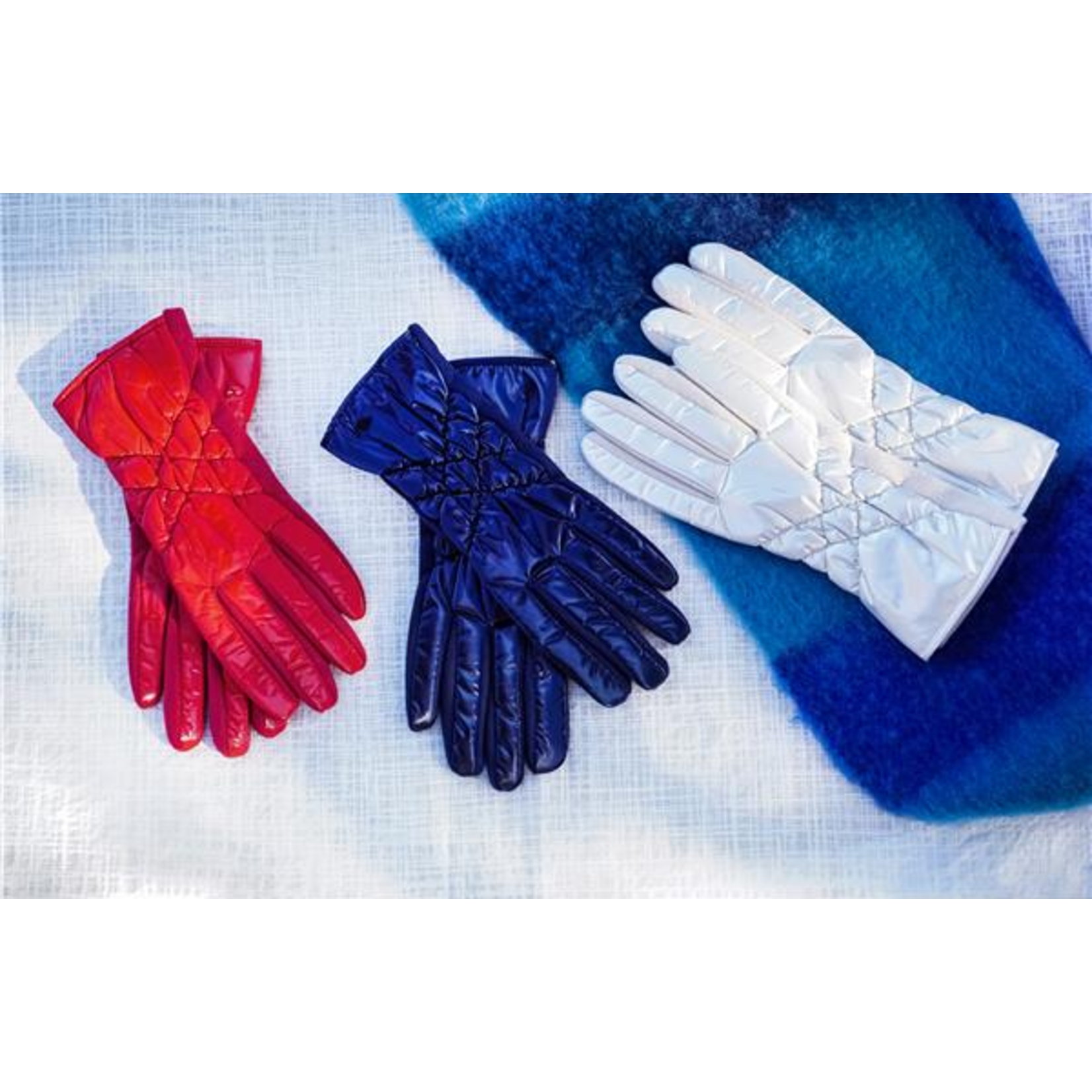 Victoria Leland Puffer Gloves
