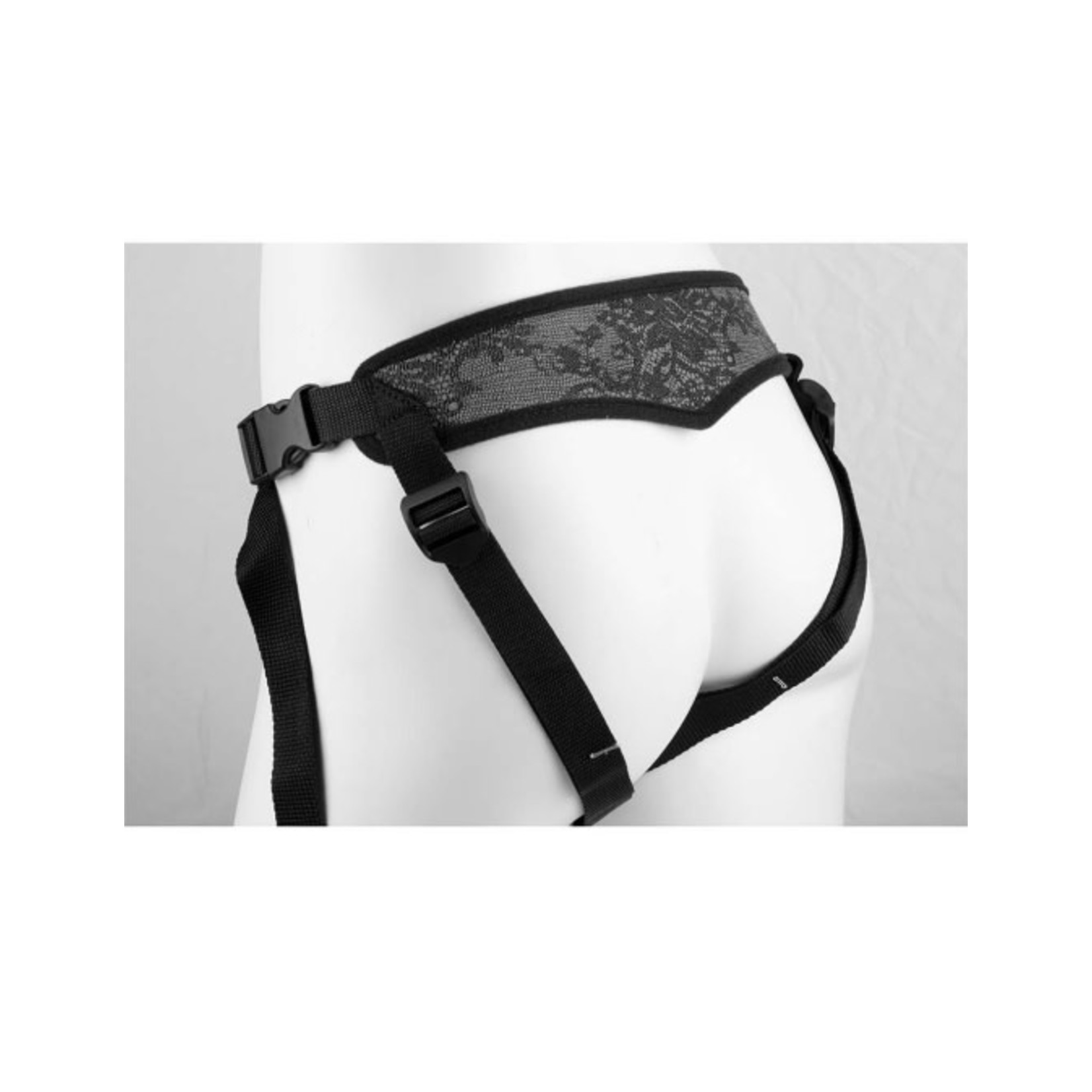 PIPEDREAM DILLIO PLATINUM BODY DOCK SE STRAP ON HARNESS