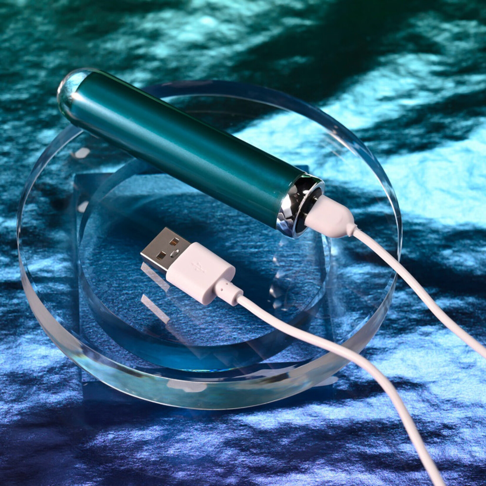 PASSION PLACE 3.55 INCH 10-MODE BLUE RECHARGEABLE WATERPROOF GLASS-STYLE BULLET VIBRATOR